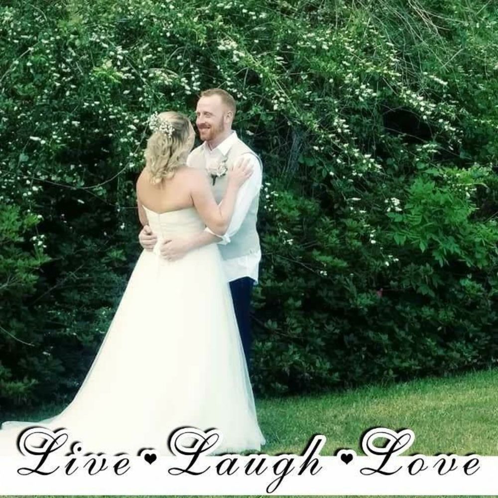 Meet your Posher, Raena